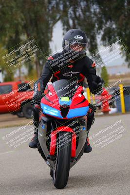 media/Nov-07-2022-Lets Ride (Mon) [[fbd0a82950]]/Around the Pits/